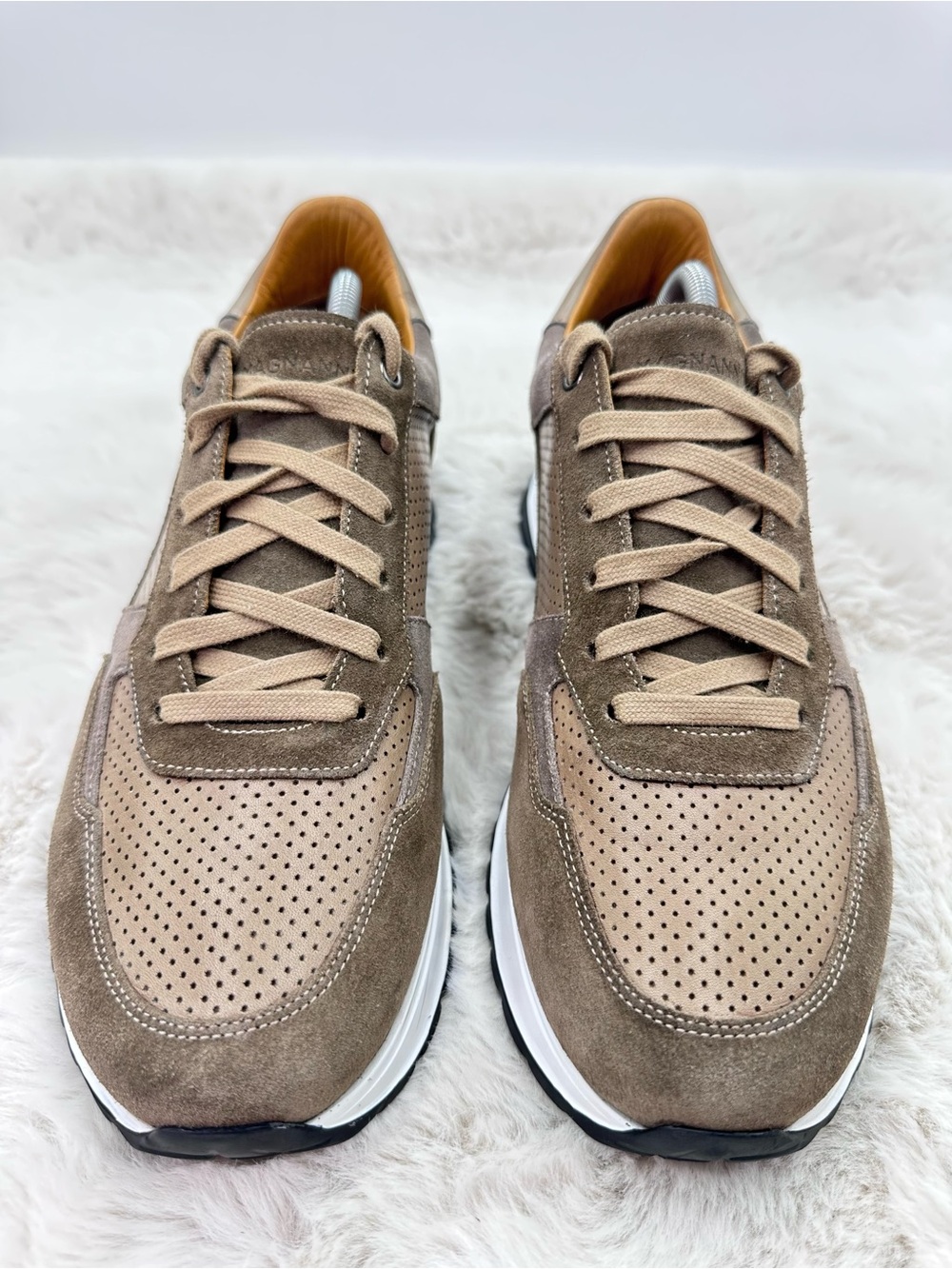 Magnanni Fado perforated taupe brown suede leather sneakers Men’s 9.5 - Picture 4 of 12